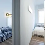 Ultra - Spacious - Noice דירה