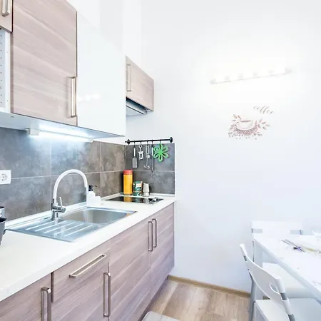 Ultra - Spacious - Noice