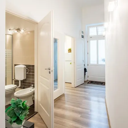 Ultra - Spacious - Noice