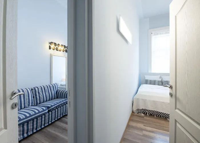 Ultra - Spacious - Noice Apartment