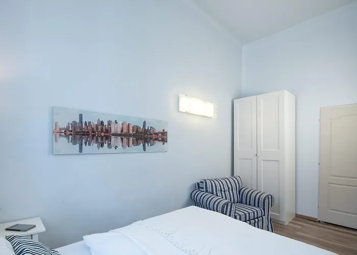 Ultra - Spacious - Noice Apartment Budapest